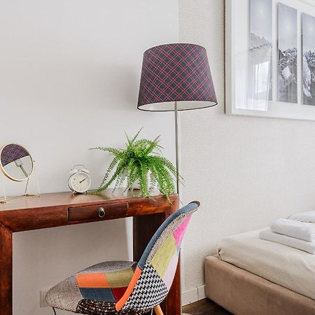 Grzybowska P&O Serviced Apartments Varsovie Extérieur photo